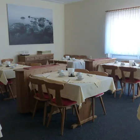 Hotel Restaurant Ortenberger Hof 2*